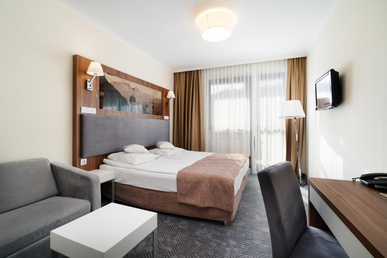 Hotel Pegaz Krynica-Zdrój Exterior foto